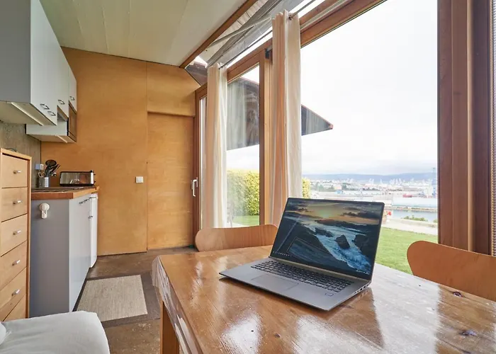 Con Piscina Y Excelentes Vistas *